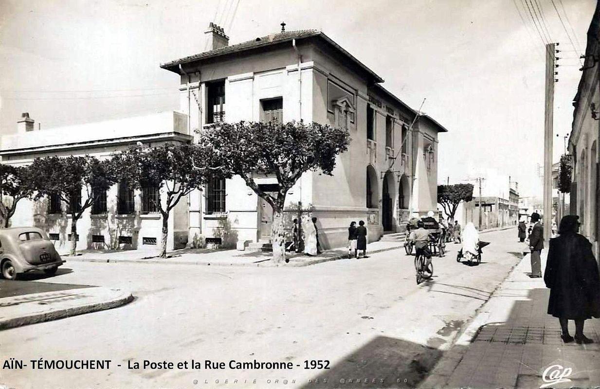 Ain-Temouchent - Poste et Rue Cambronne - 1952.jpg